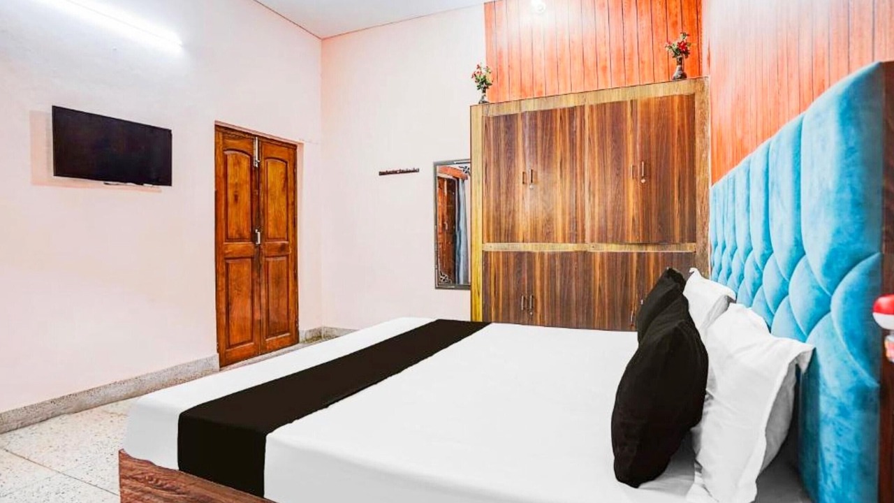 Photo of Bedroom in Varanasi