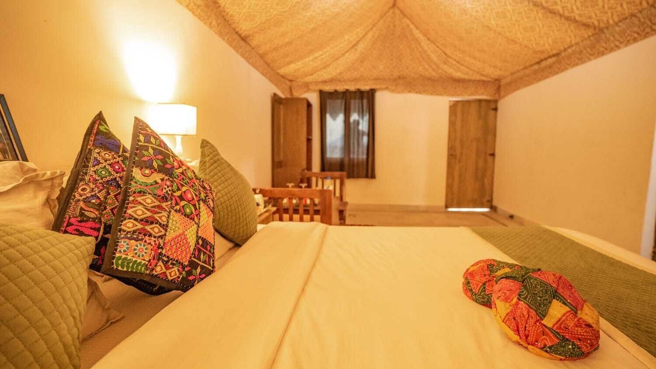 Photo of Bedroom in Amar Sagar Pol