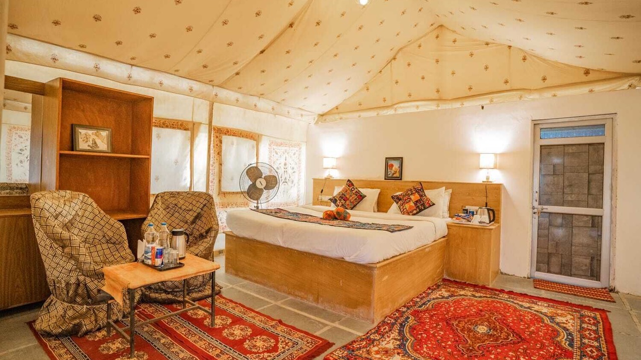Photo of Bedroom in Amar Sagar Pol
