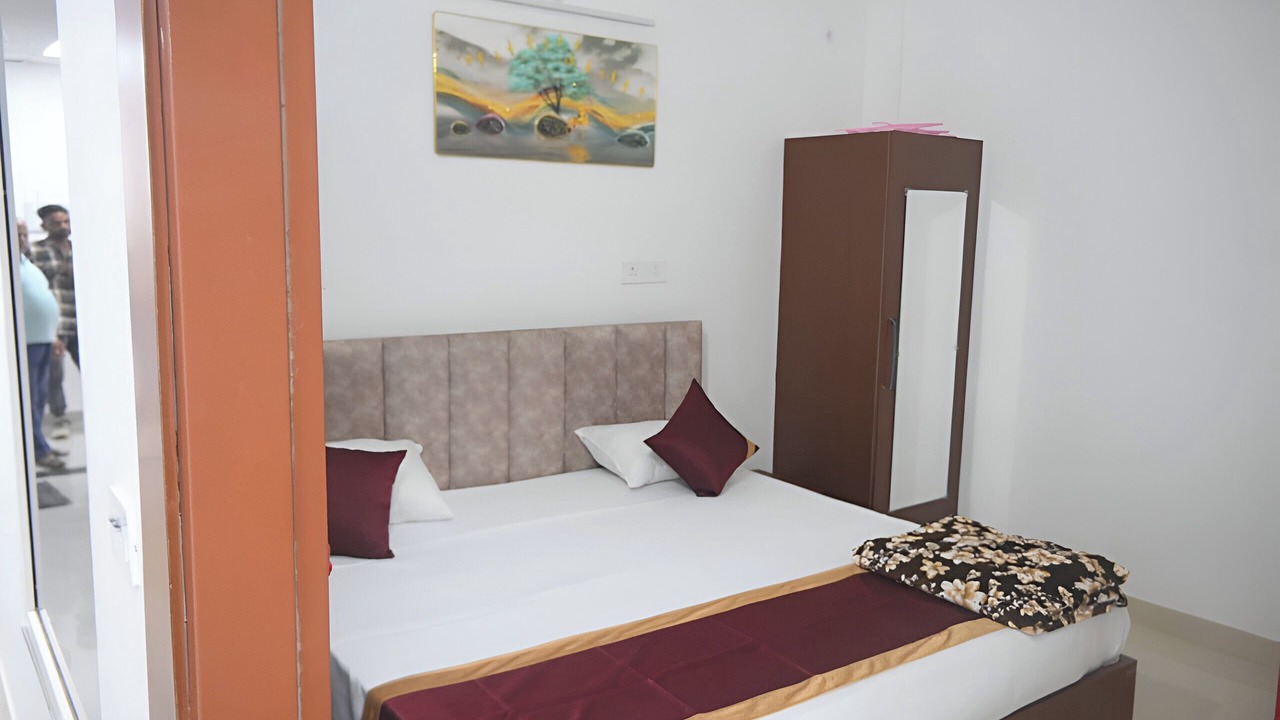 Photo of Bedroom in Misrikh