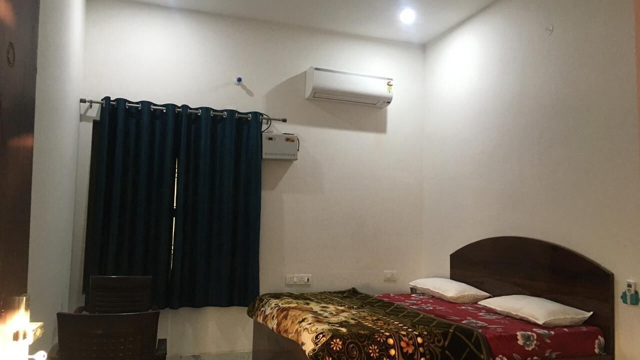 Photo of Bedroom in Bhira