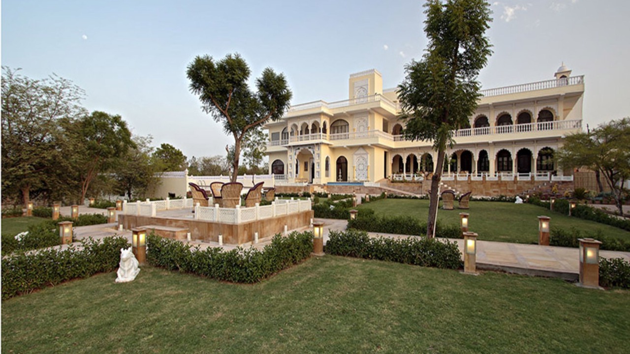 Photo of Outdoor in Amer