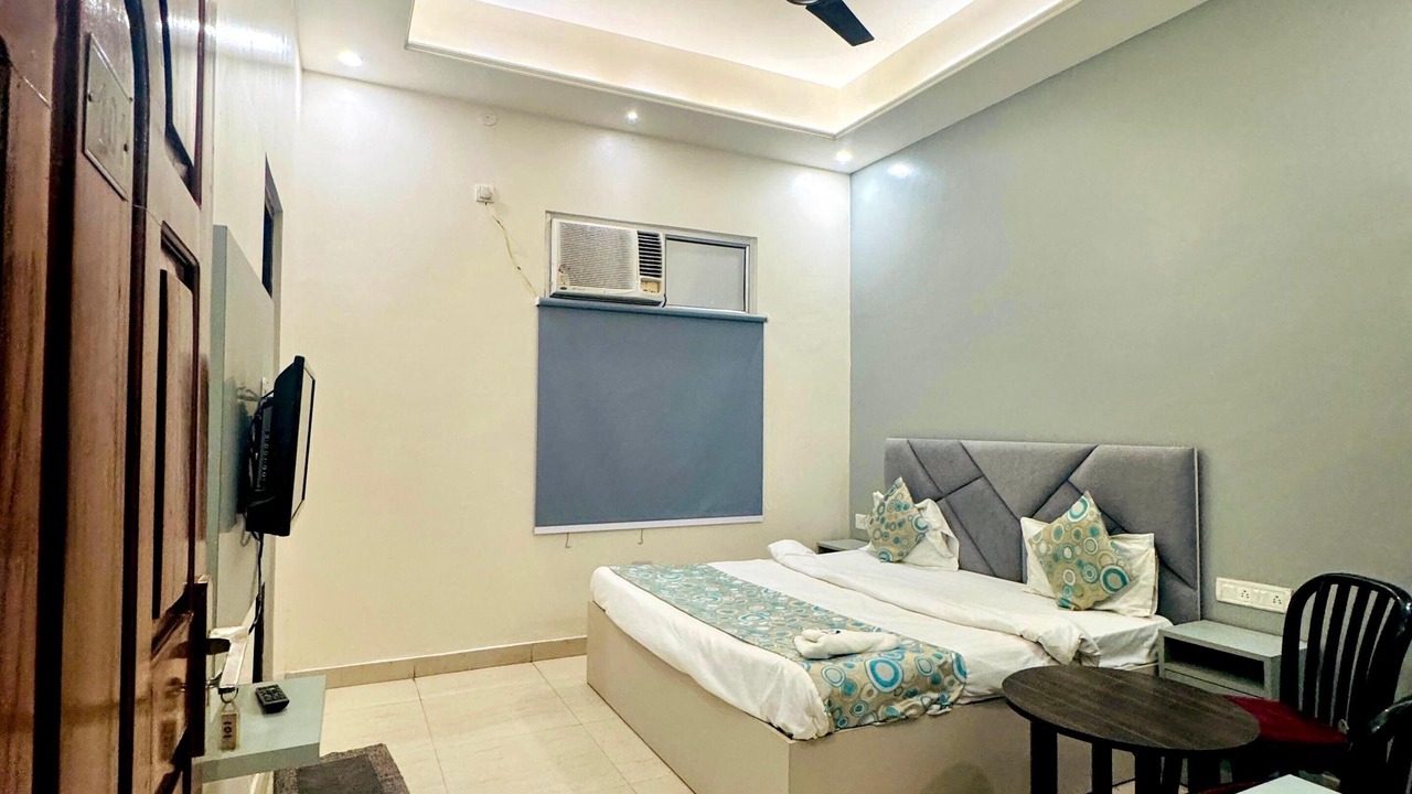Photo of Bedroom in Varanasi