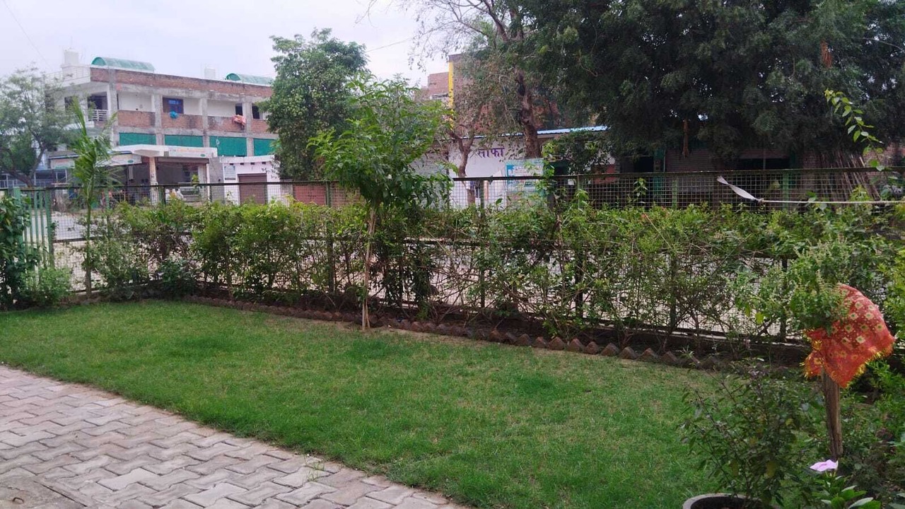 Photo of Outdoor in Taj Ganj