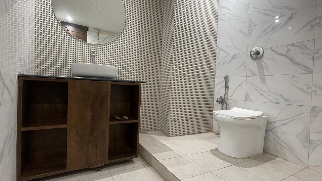 Photo of Bathroom in Banda