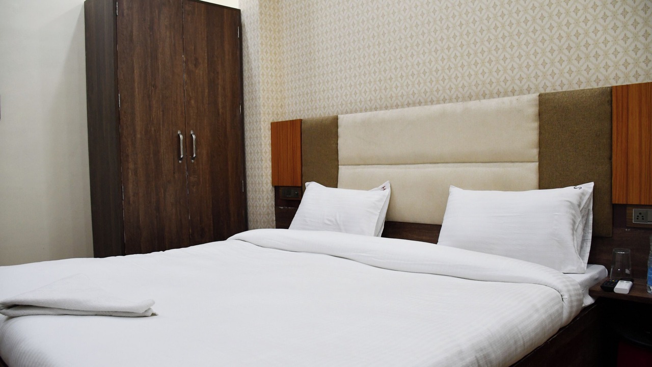 Photo of Bedroom in Bareilly