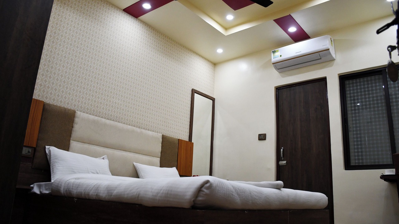 Photo of Bedroom in Bareilly