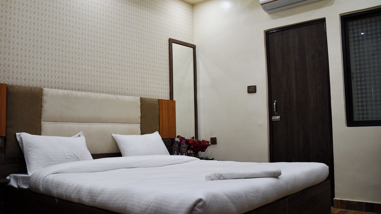 Photo of Bedroom in Bareilly