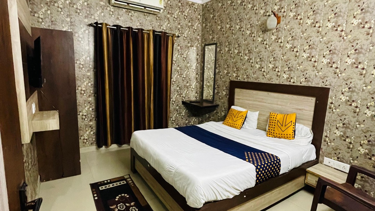 Photo of Bedroom in Agra