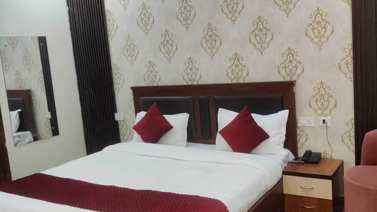 Photo of Bedroom in Lucknow