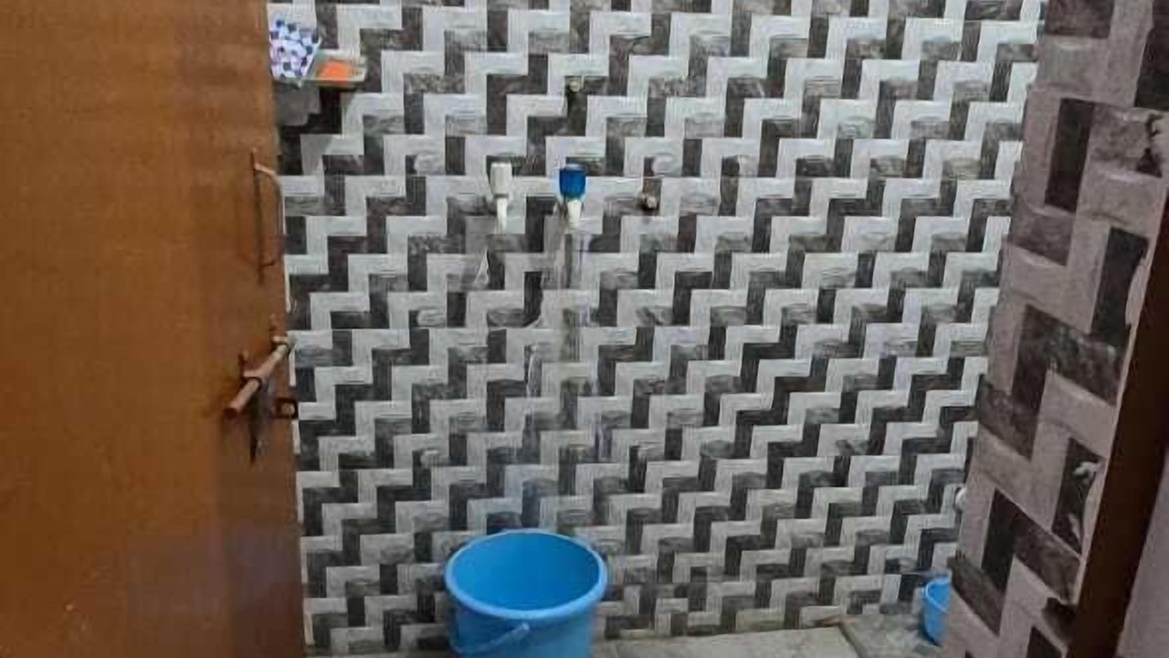 Photo of Bathroom in Jhusi