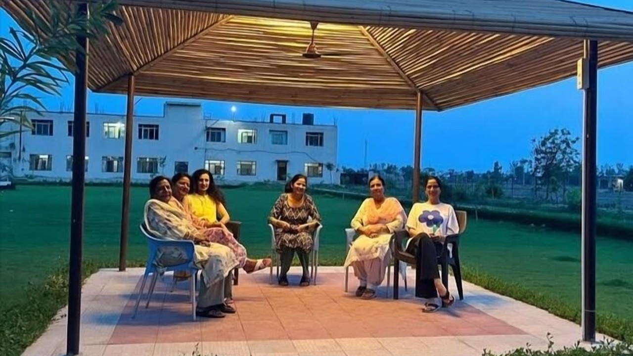 Photo of Outdoor in Safidon