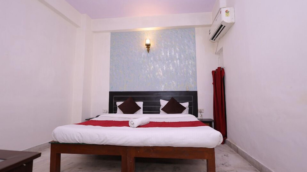 Photo of Bedroom in Agra