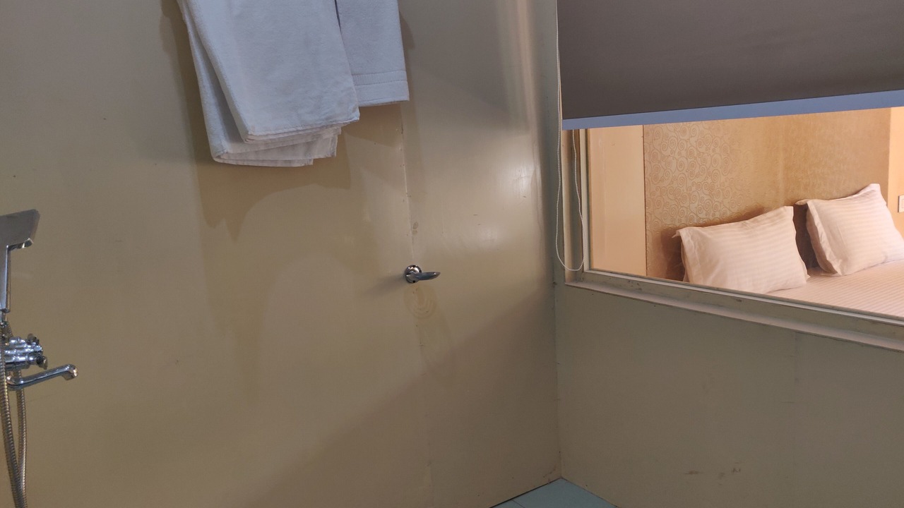 Photo of Bathroom in Banjar