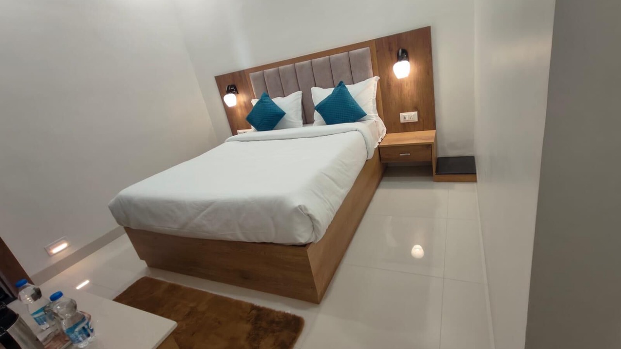Photo of Bedroom in Maihar