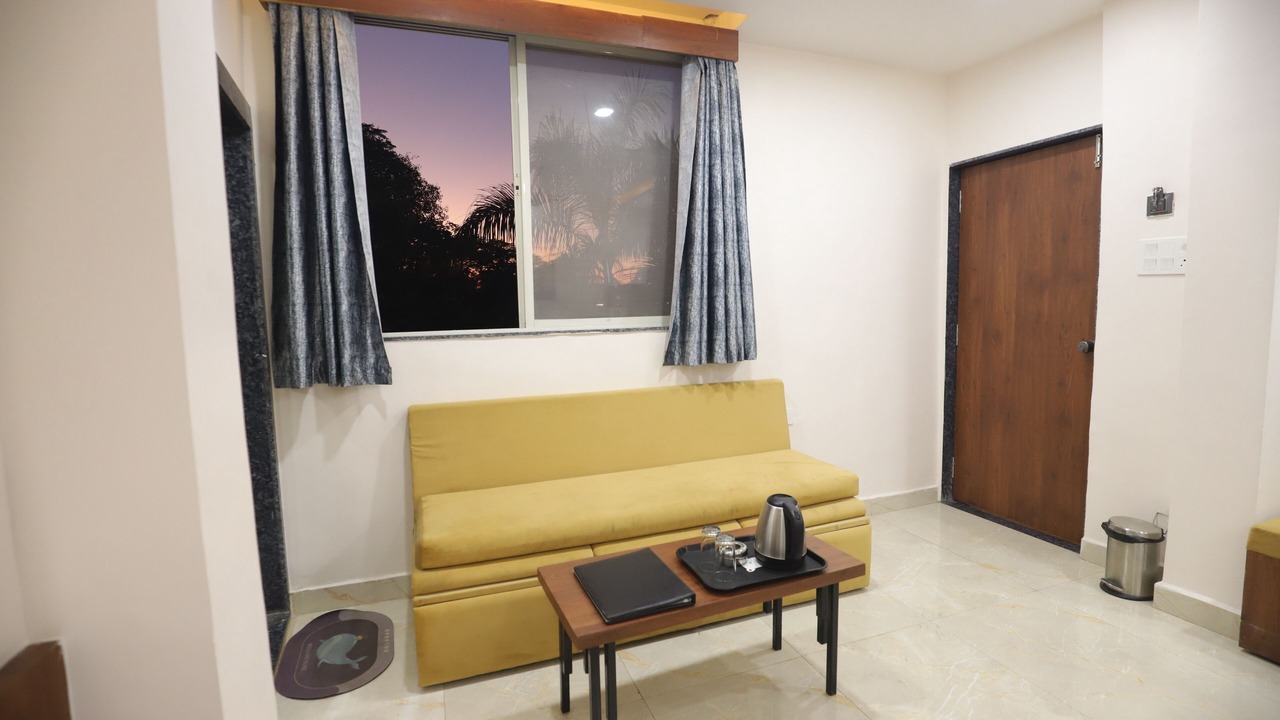 Photo of Bedroom in Hoshangabad