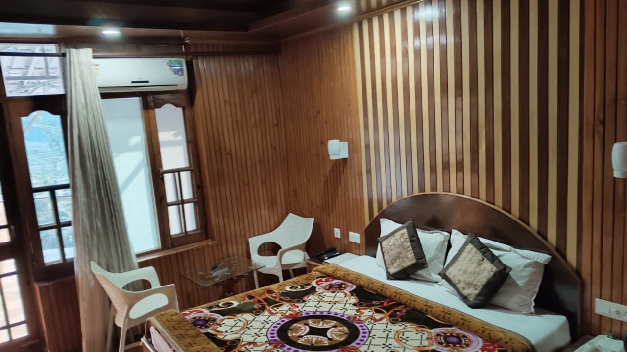 Photo of Bedroom in Palampur