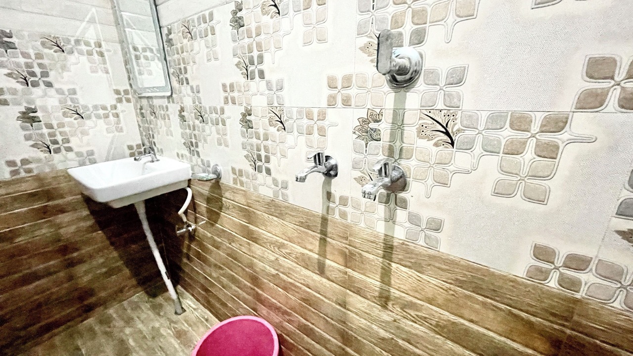 Photo of Bathroom in Varanasi