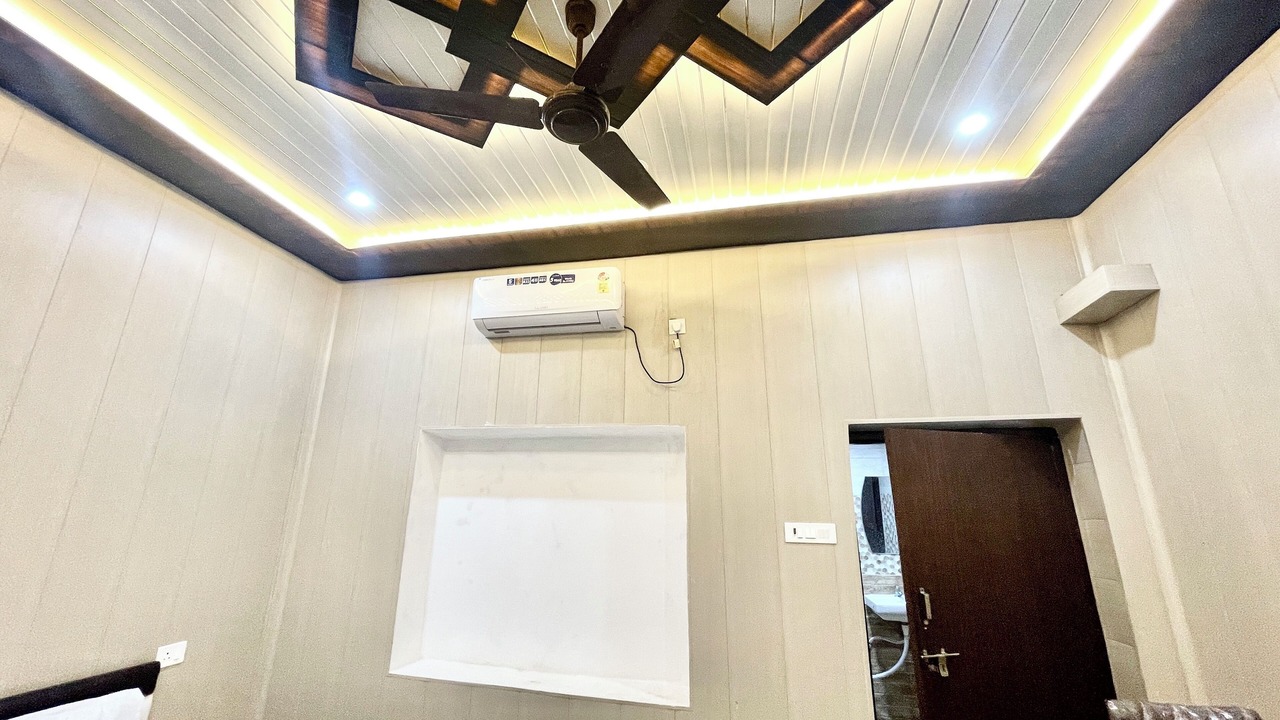 Photo of Bedroom in Varanasi