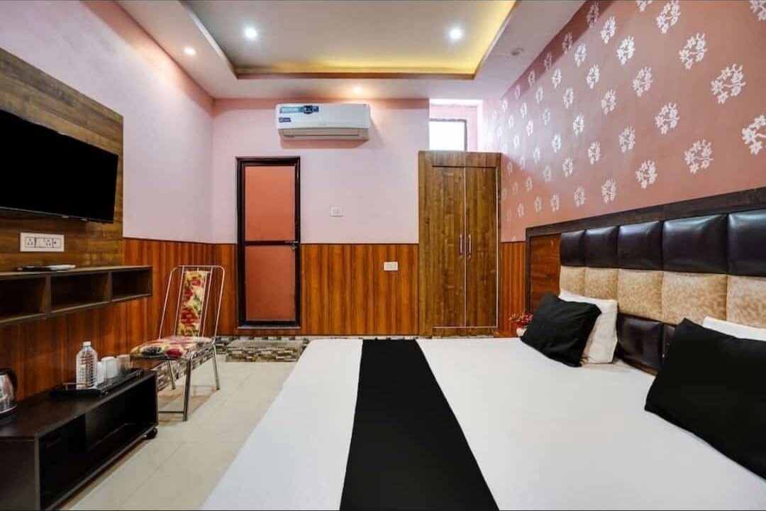 Photo of Bedroom in Auraiya