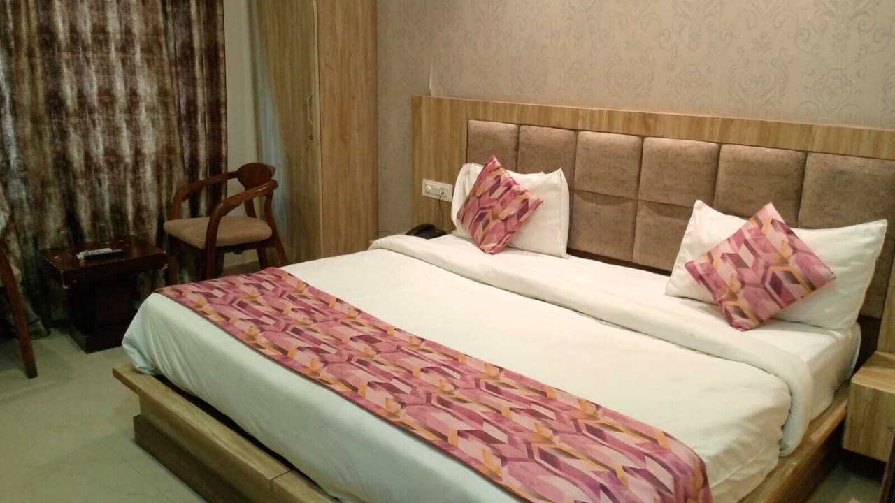 Photo of Bedroom in Zirakpur