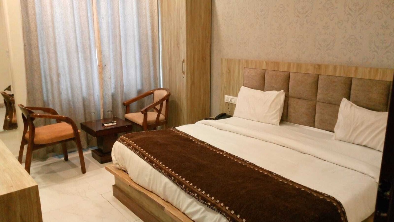 Photo of Bedroom in Zirakpur
