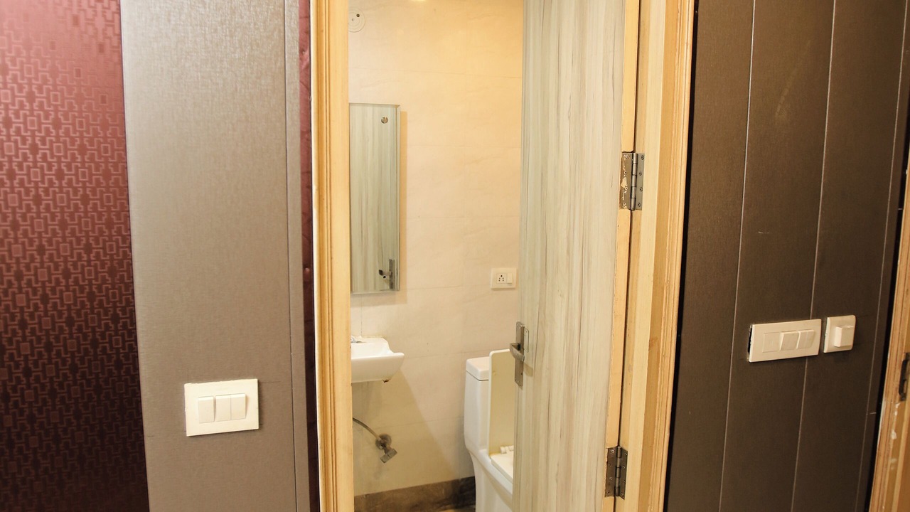 Photo of Bathroom in Mahipalpur Extension