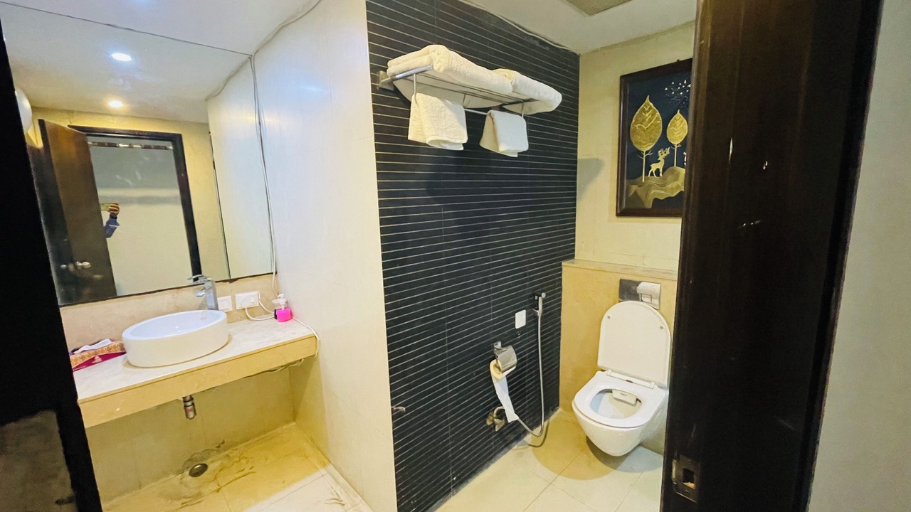 Photo of Bathroom in Diplomatic Enclave