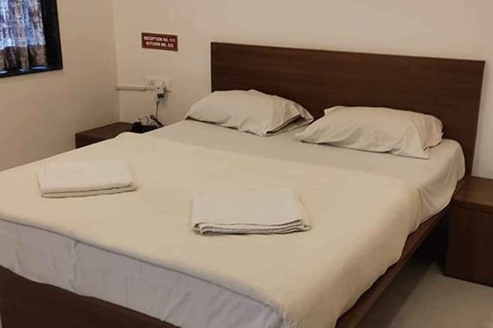 Photo of Bedroom in Trimbak