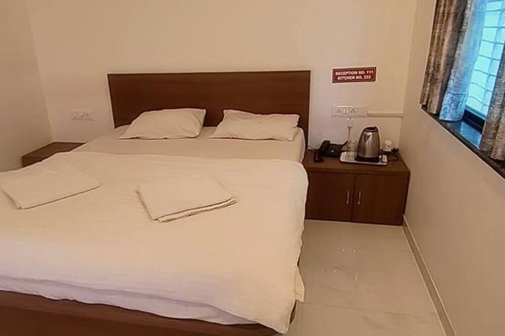Photo of Bedroom in Trimbak
