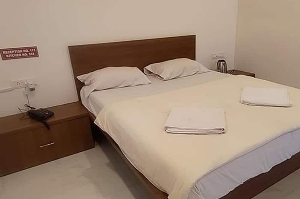 Photo of Bedroom in Trimbak