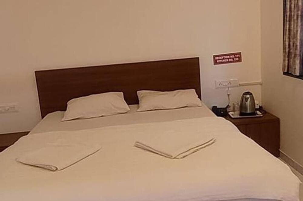 Photo of Bedroom in Trimbak