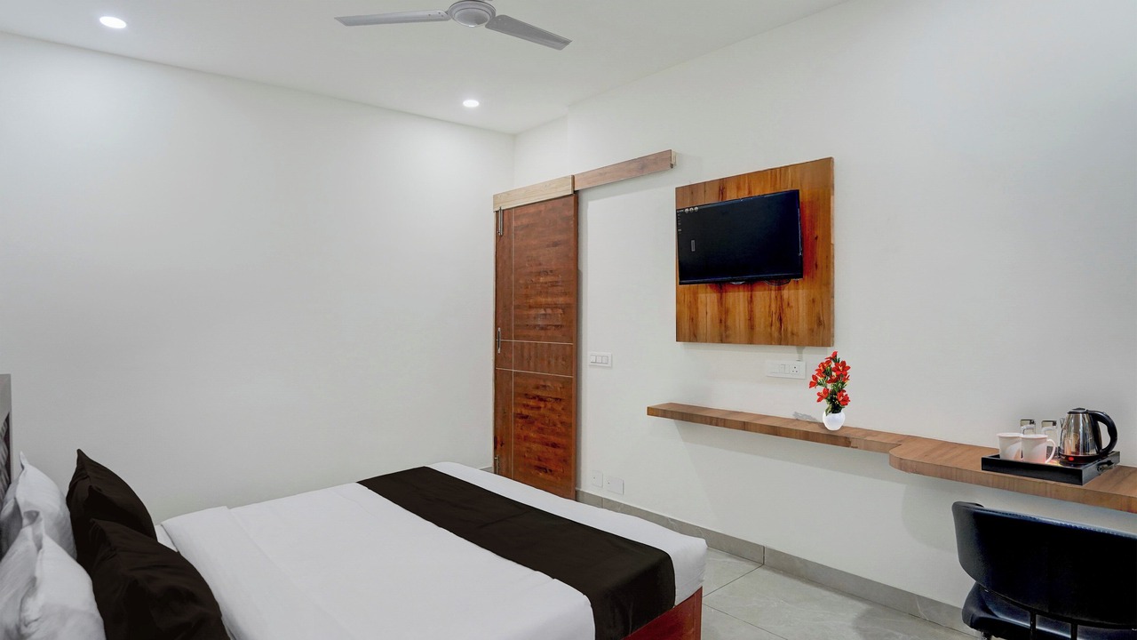 Photo of Bedroom in Kharar
