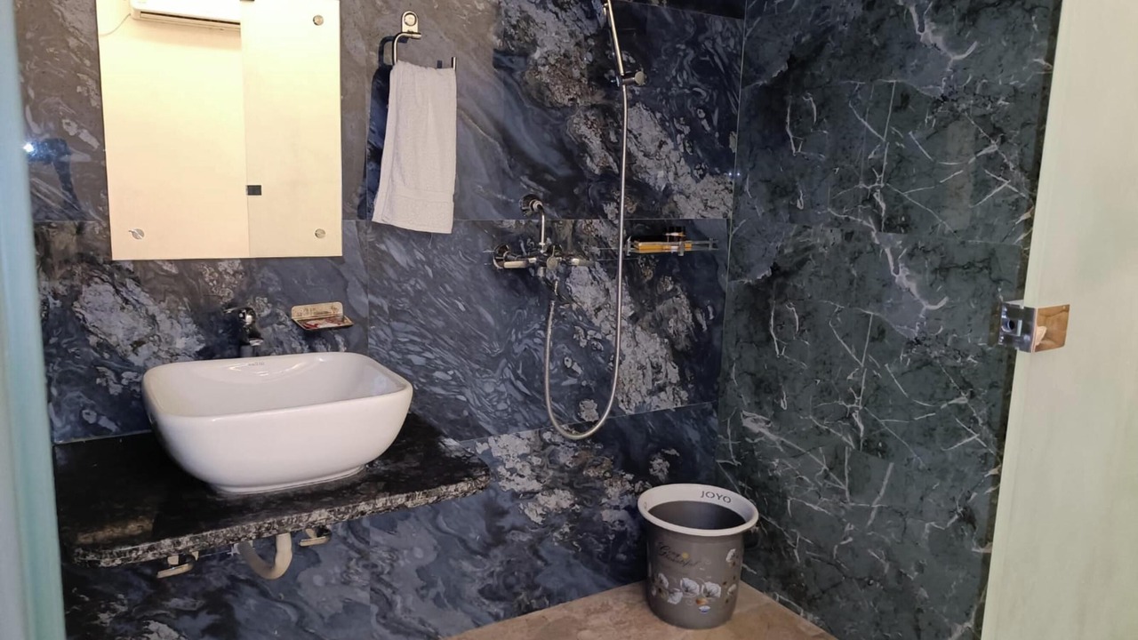 Photo of Bathroom in Siwan