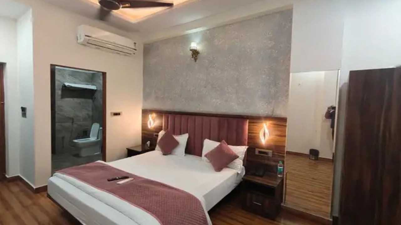 Photo of Bedroom in Vaishali Nagar