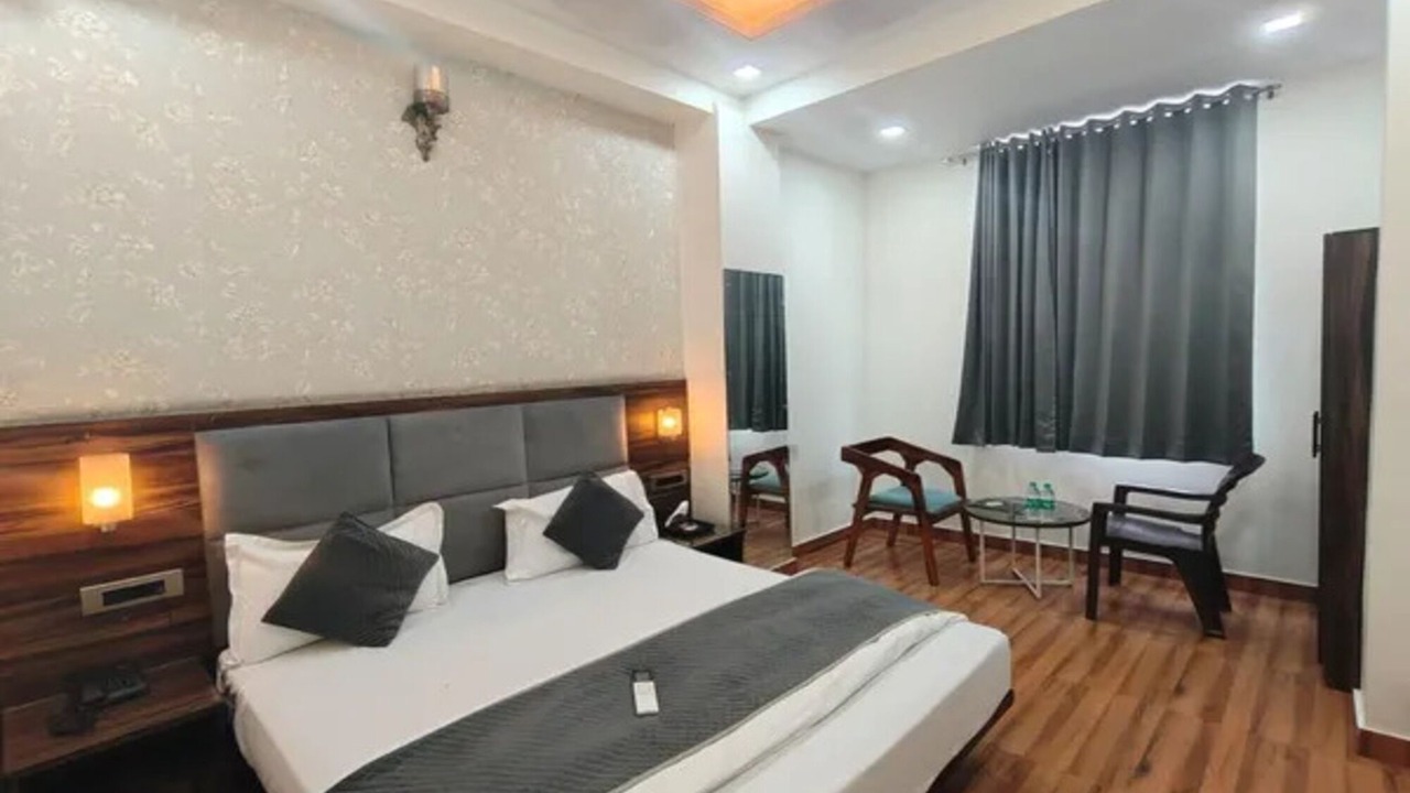 Photo of Bedroom in Vaishali Nagar