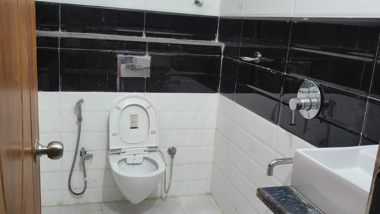 Photo of Bathroom in Varanasi