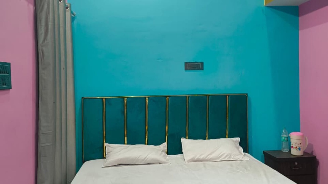 Photo of Bedroom in Chamoli
