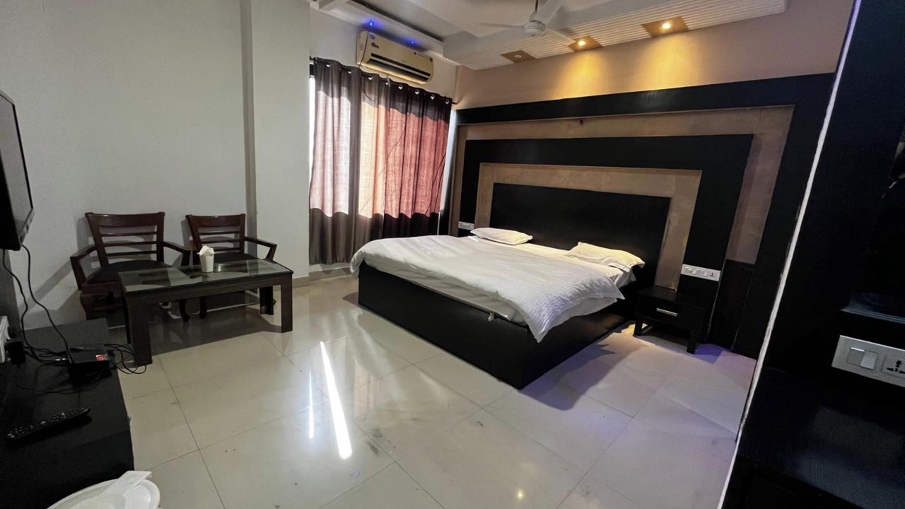 Photo of Bedroom in Nangal