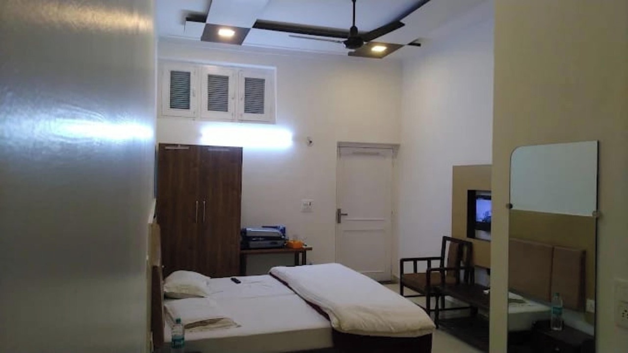 Photo of Bedroom in Gajraula