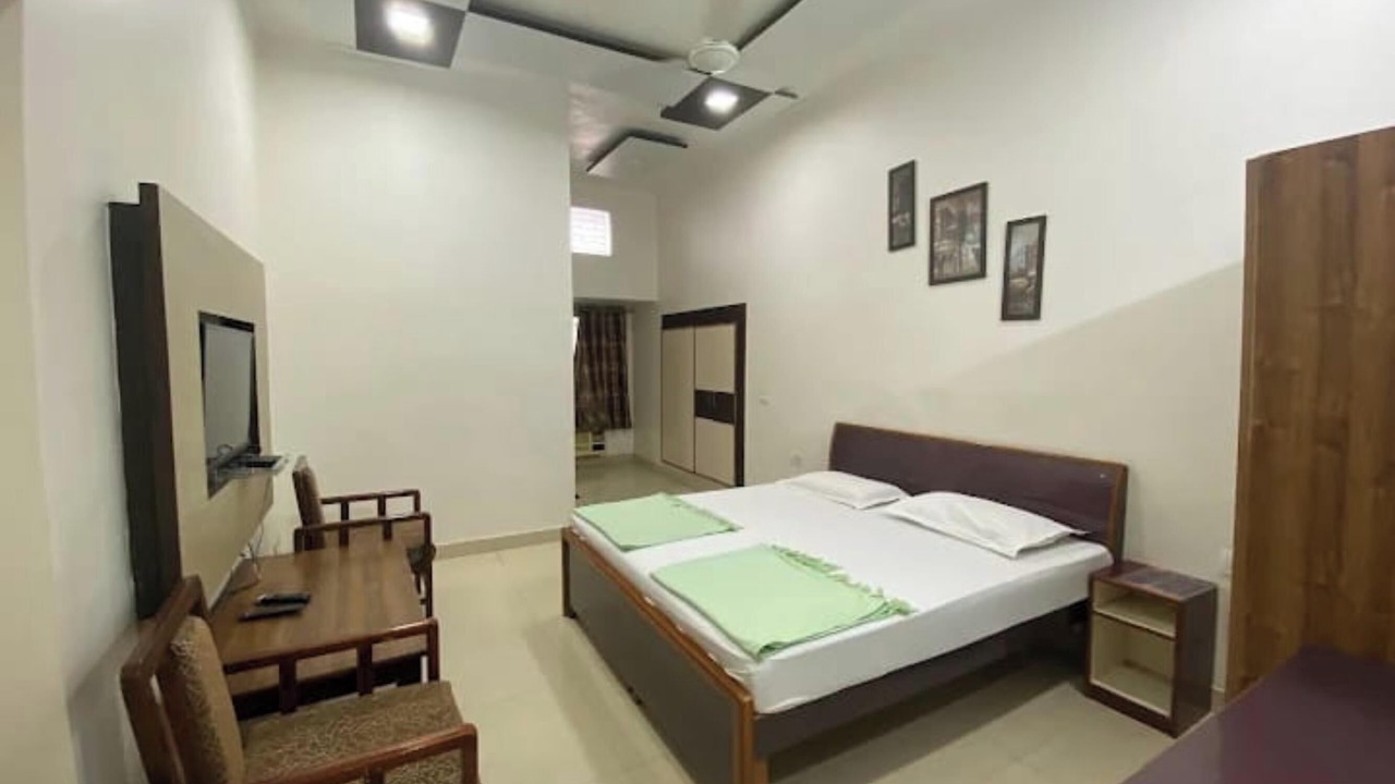 Photo of Bedroom in Gajraula