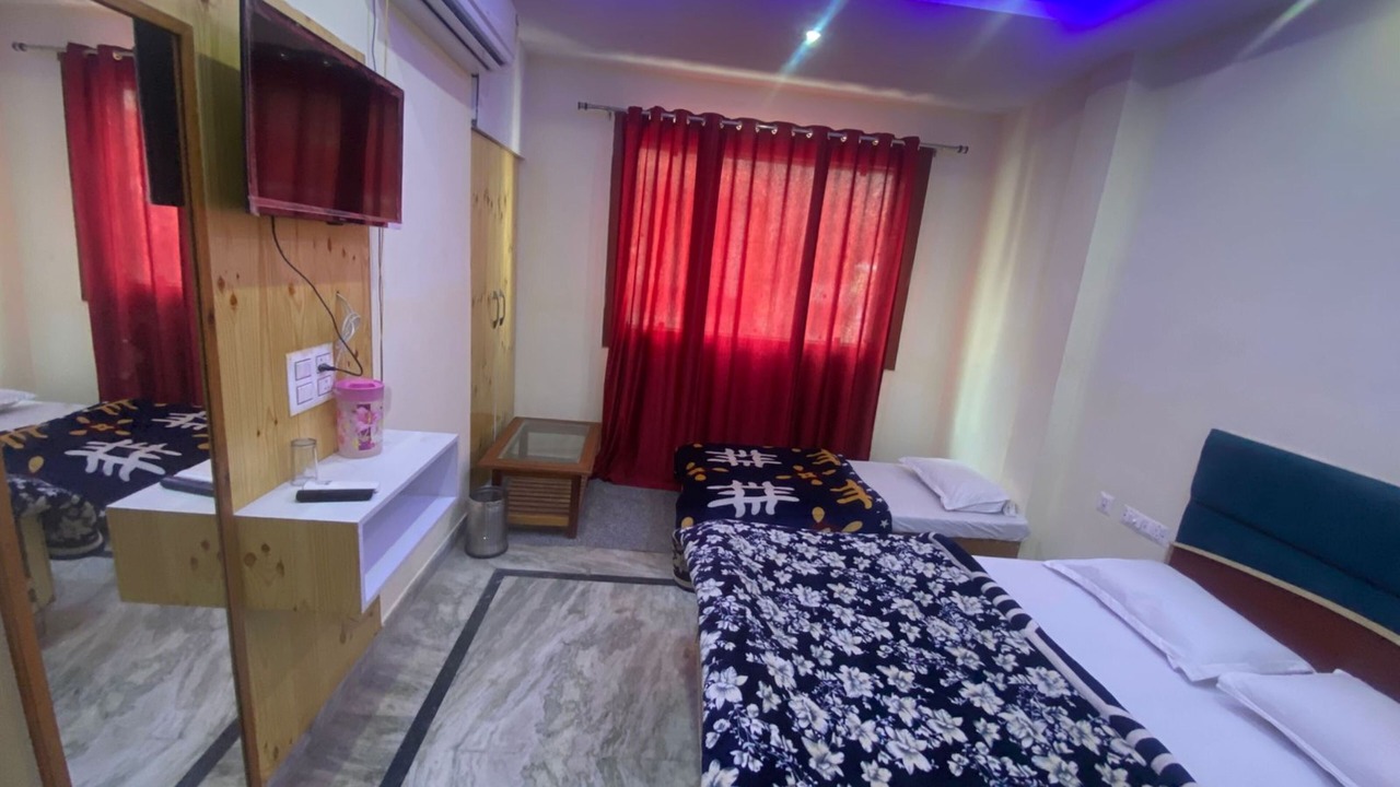 Photo of Bedroom in Srinagar