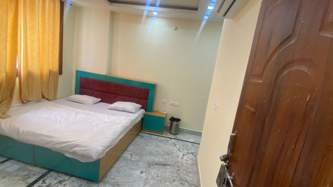 Photo of Bedroom in Srinagar