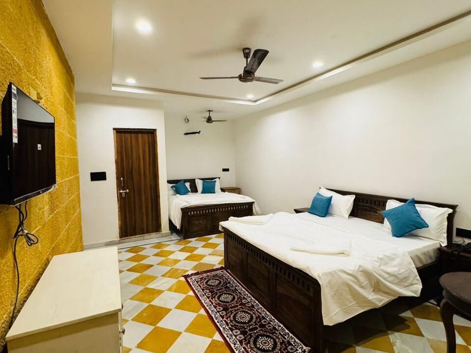 Photo of Bedroom in Amar Sagar Pol