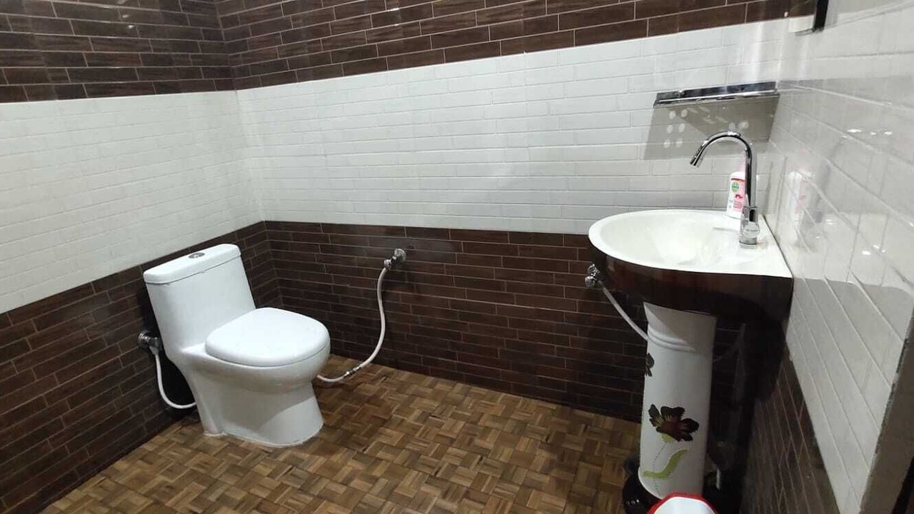 Photo of Bathroom in Didihat