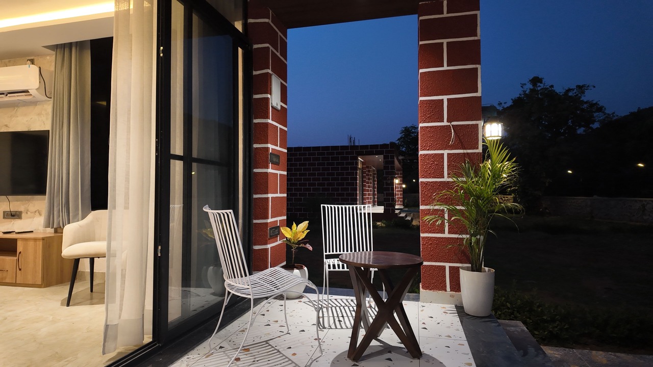Photo of Patio Balcony in Jhiri
