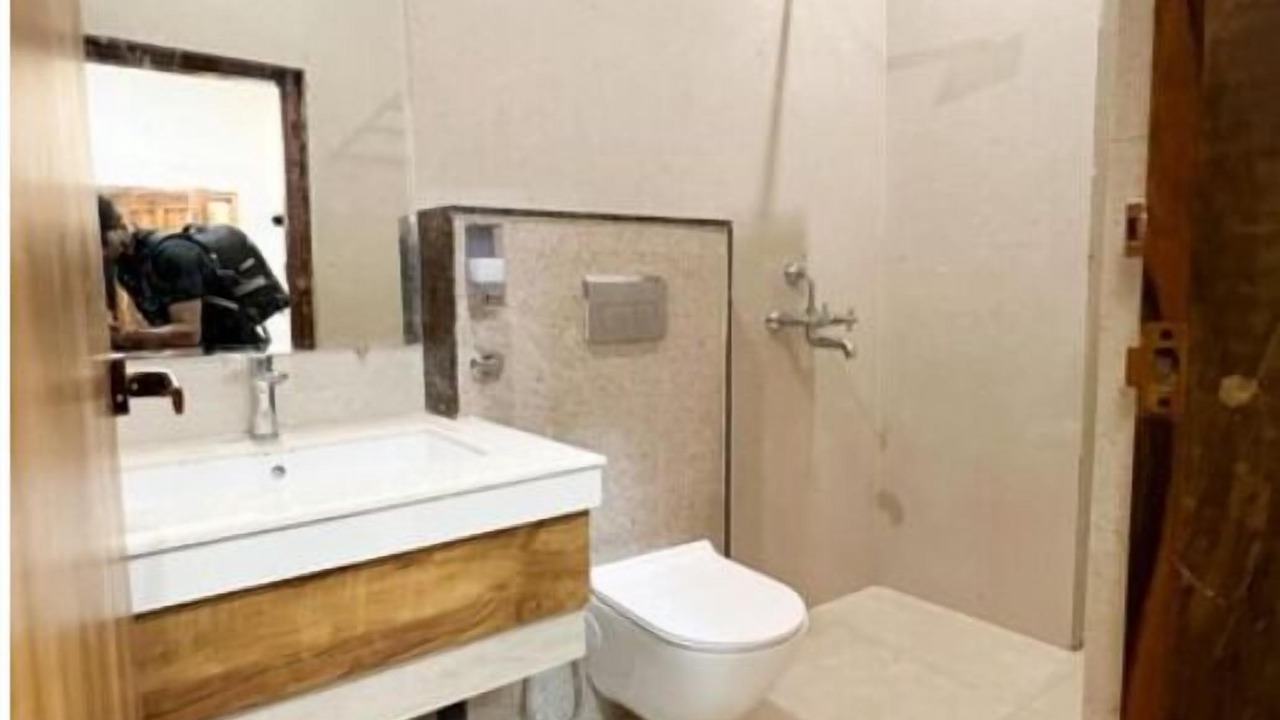 Photo of Bathroom in Gyanpur