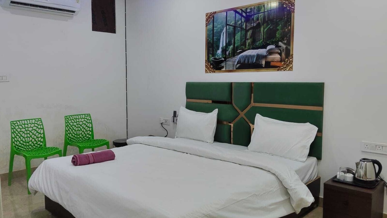 Photo of Bedroom in Auli
