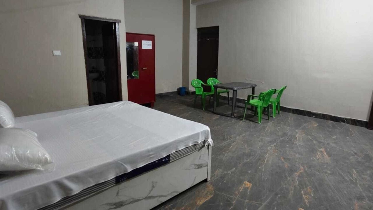 Photo of Bedroom in Dibiyapur