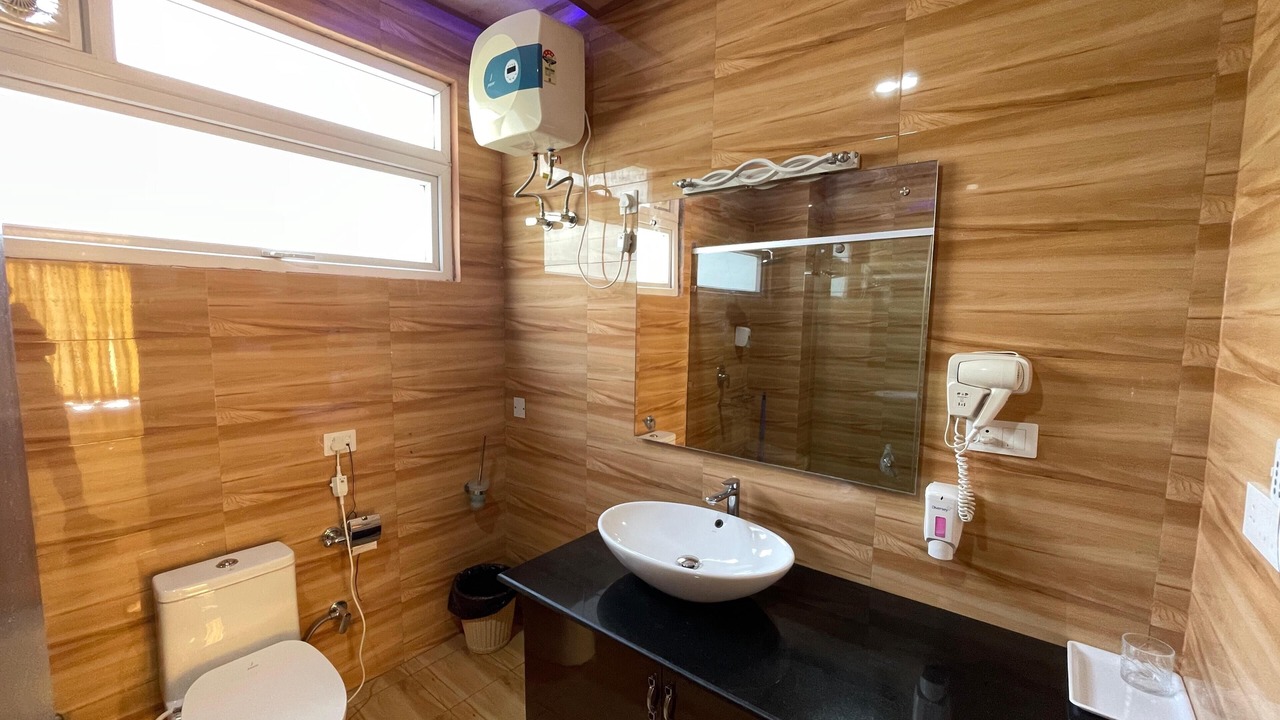 Photo of Bathroom in Suja